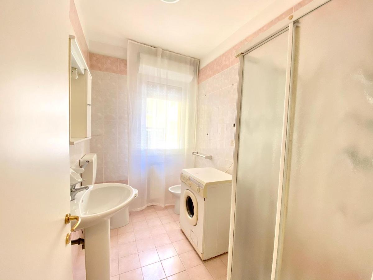 Residence Cristoforo Colombo - Carraro Immobiliare - Family Apartments Caorle Exterior foto
